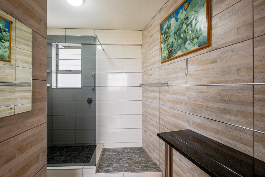 3 Bedroom Property for Sale in Amanzimtoti KwaZulu-Natal