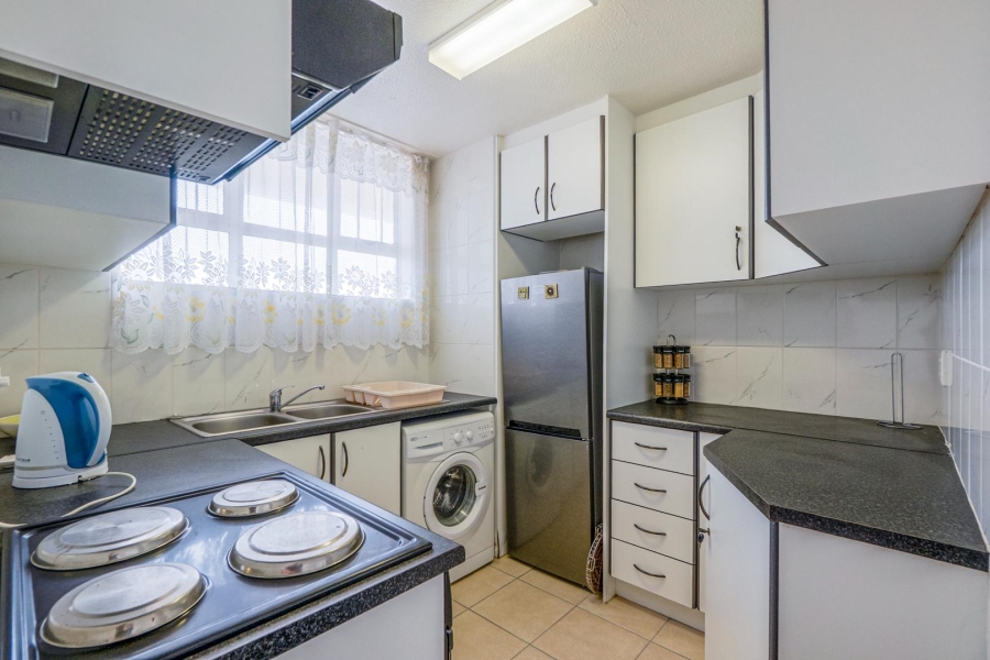 2 Bedroom Property for Sale in Amanzimtoti KwaZulu-Natal