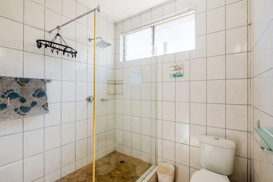 2 Bedroom Property for Sale in Amanzimtoti KwaZulu-Natal