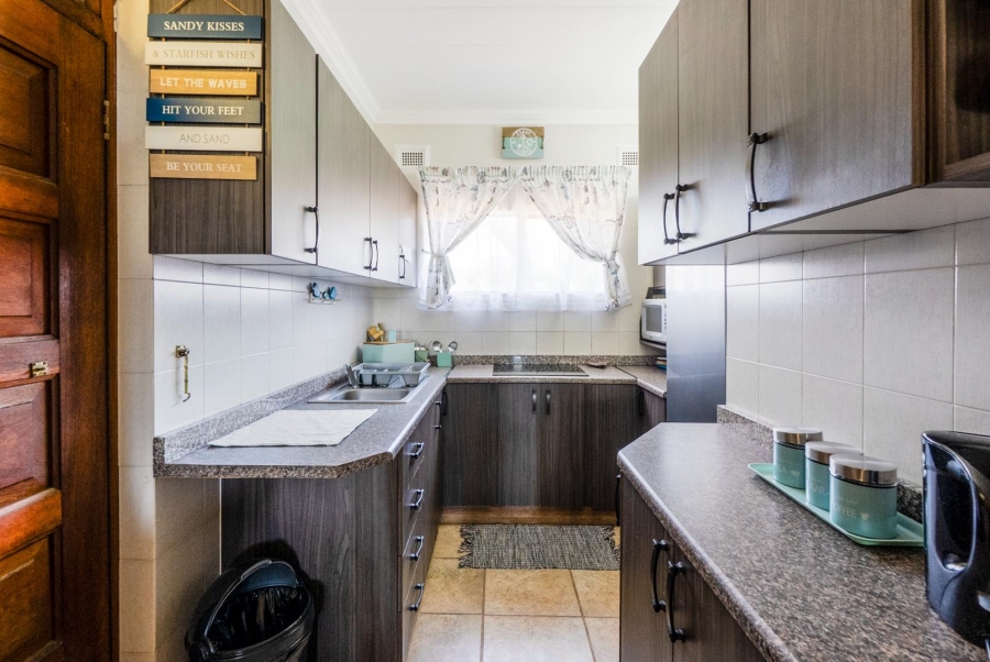 2 Bedroom Property for Sale in Amanzimtoti KwaZulu-Natal