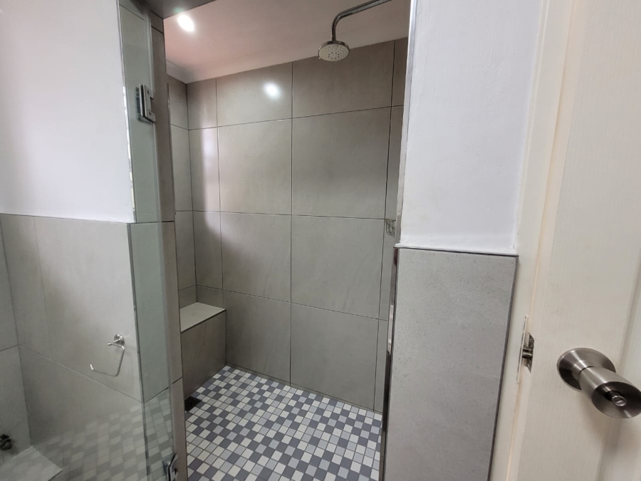 2 Bedroom Property for Sale in Morningside KwaZulu-Natal