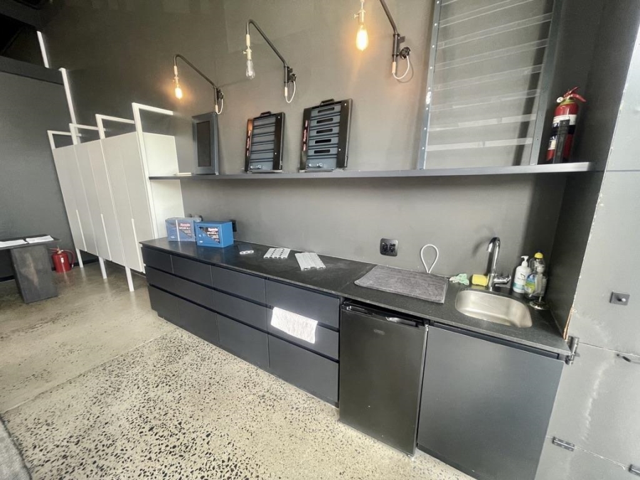 To Let commercial Property for Rent in Glen Ashley KwaZulu-Natal