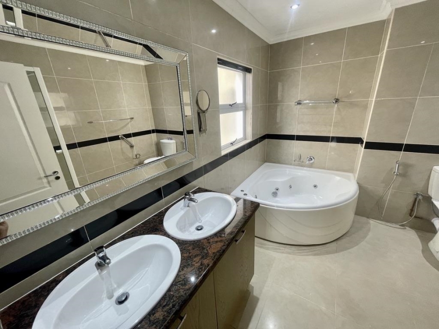 To Let 3 Bedroom Property for Rent in La Lucia Ridge KwaZulu-Natal