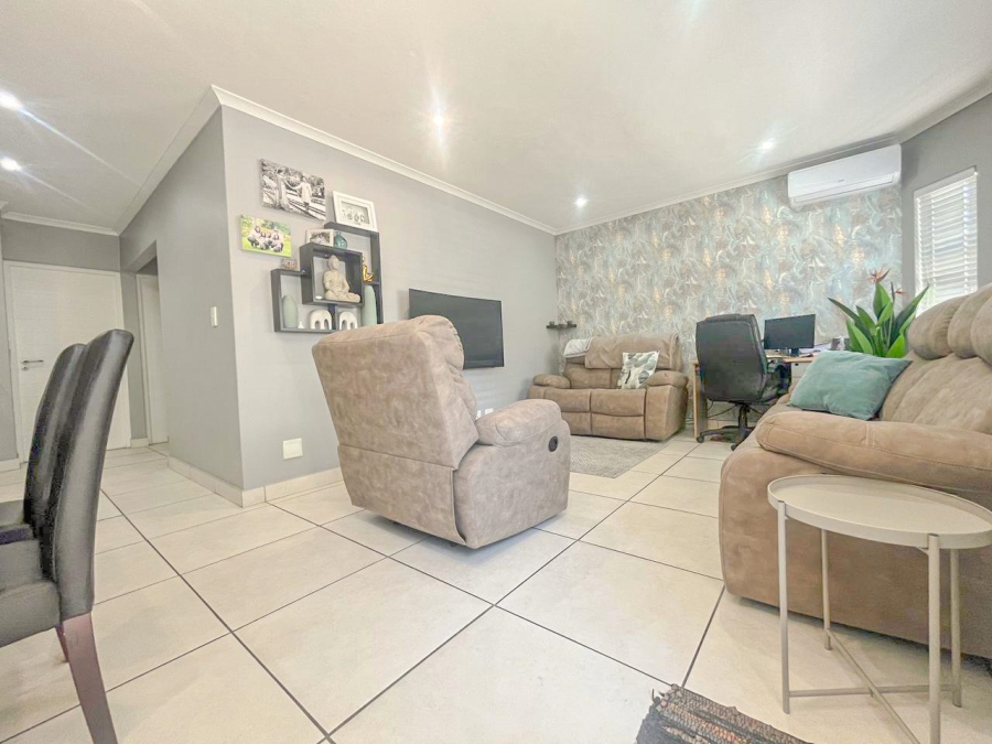 2 Bedroom Property for Sale in Park Hill KwaZulu-Natal