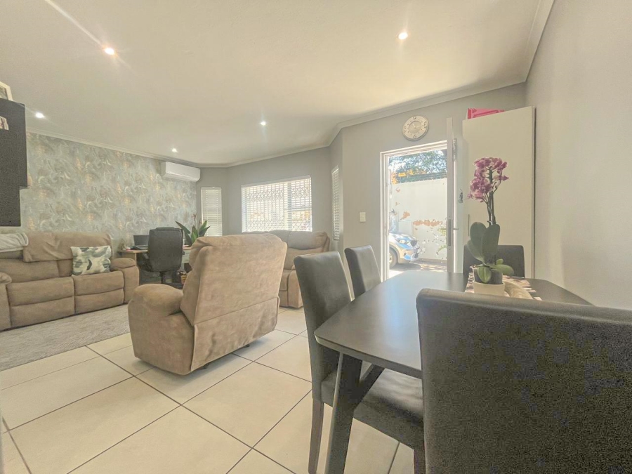 2 Bedroom Property for Sale in Park Hill KwaZulu-Natal