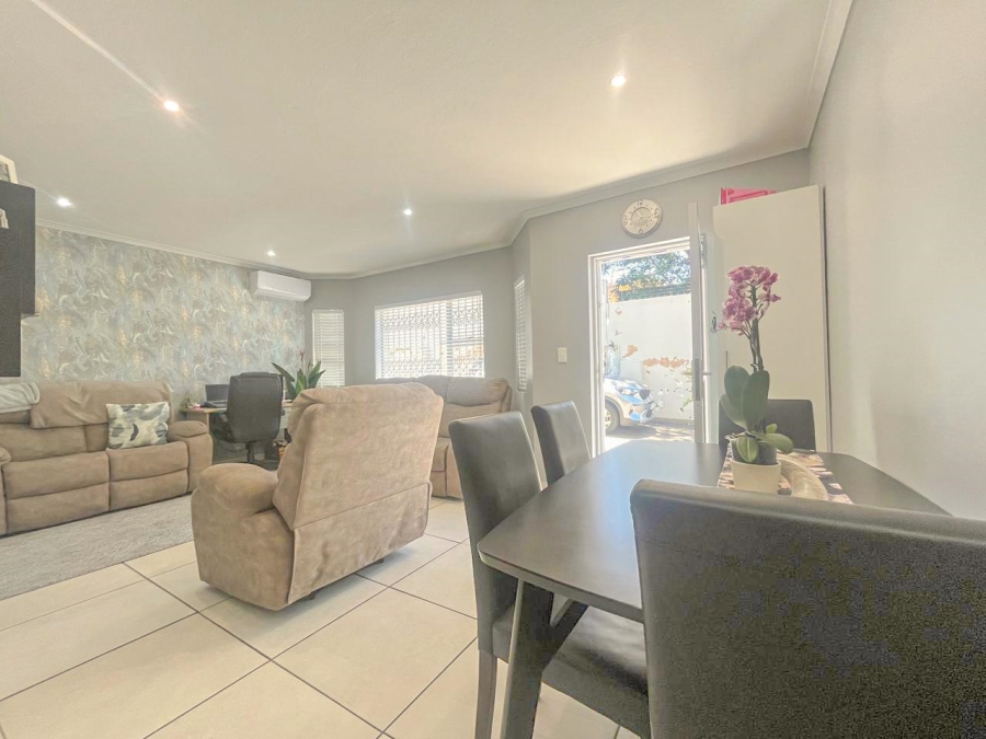 2 Bedroom Property for Sale in Park Hill KwaZulu-Natal