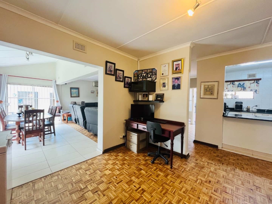 4 Bedroom Property for Sale in Umgeni Park KwaZulu-Natal