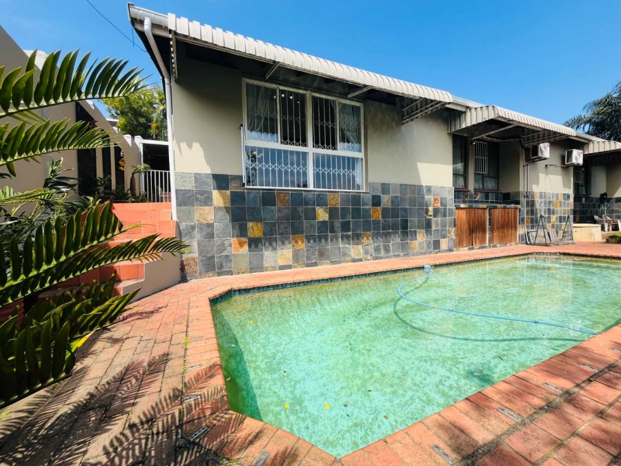 4 Bedroom Property for Sale in Umgeni Park KwaZulu-Natal