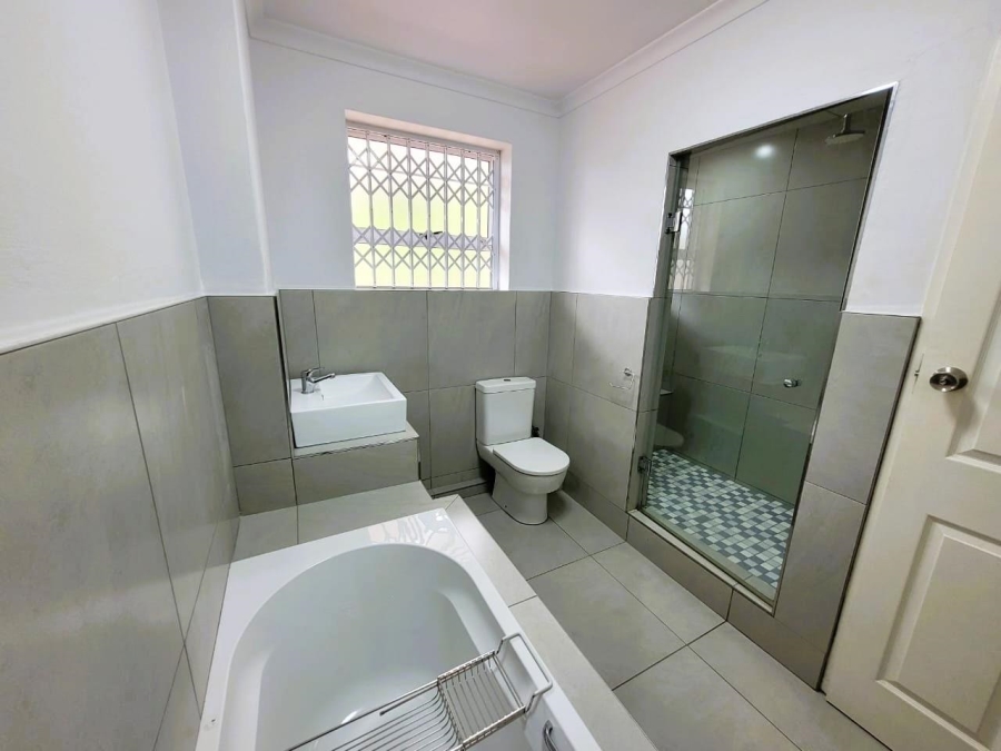 2 Bedroom Property for Sale in Morningside KwaZulu-Natal