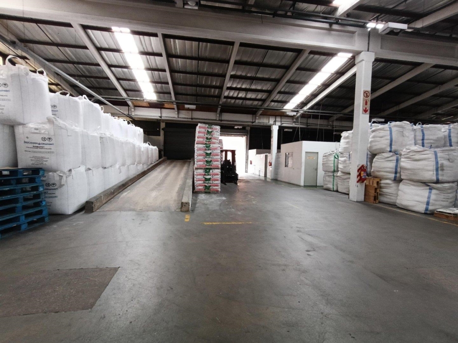 To Let commercial Property for Rent in New Germany KwaZulu-Natal