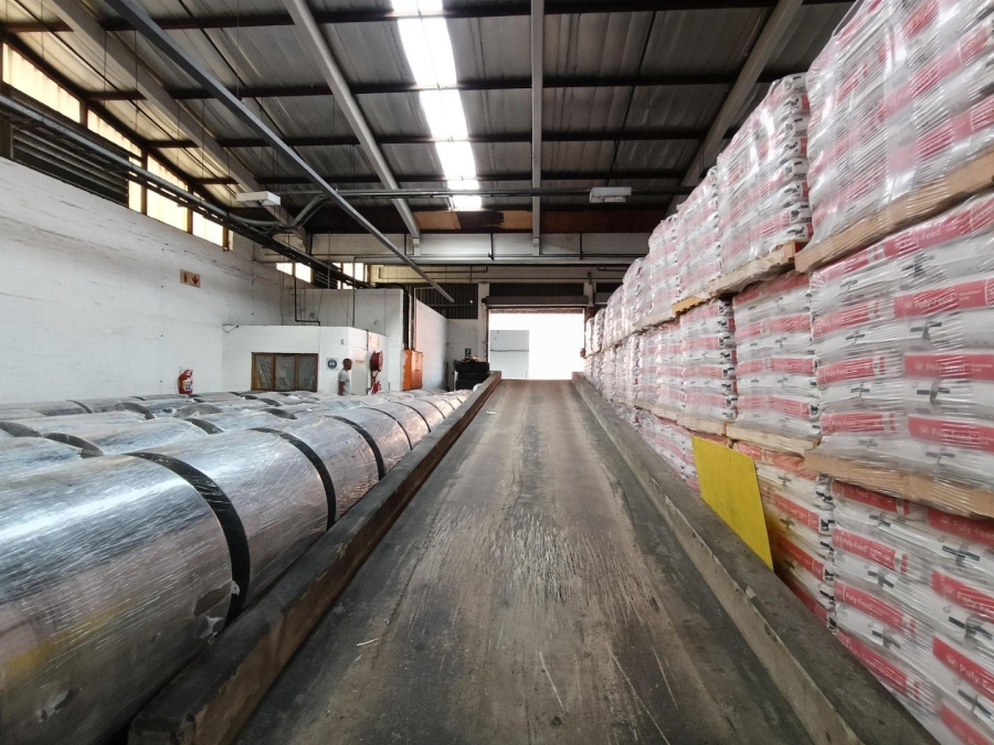 To Let commercial Property for Rent in New Germany KwaZulu-Natal