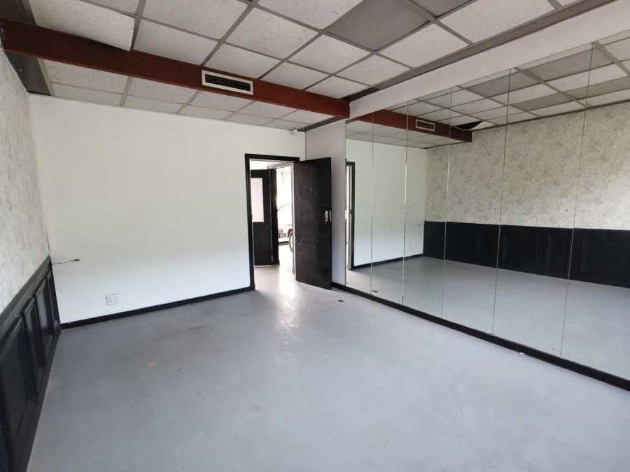 To Let commercial Property for Rent in New Germany KwaZulu-Natal