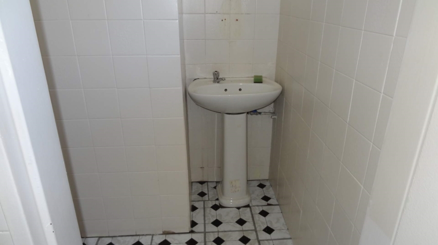 To Let commercial Property for Rent in Berea KwaZulu-Natal