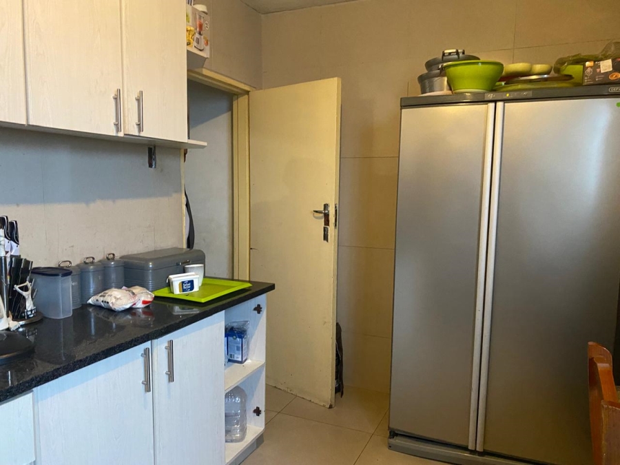 1 Bedroom Property for Sale in Point KwaZulu-Natal