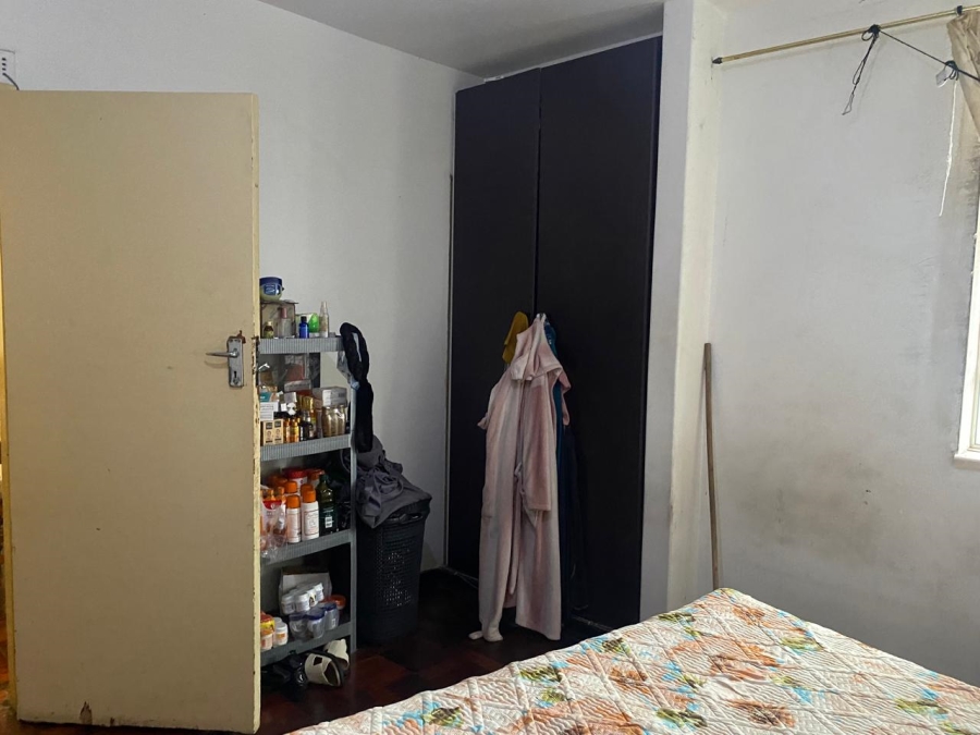 1 Bedroom Property for Sale in Point KwaZulu-Natal