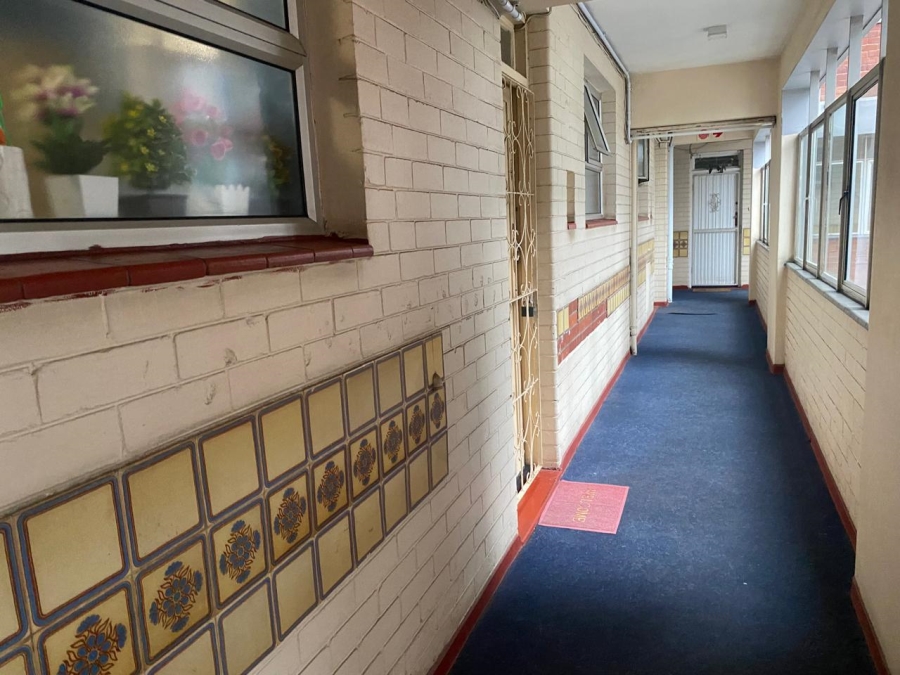 1 Bedroom Property for Sale in Point KwaZulu-Natal