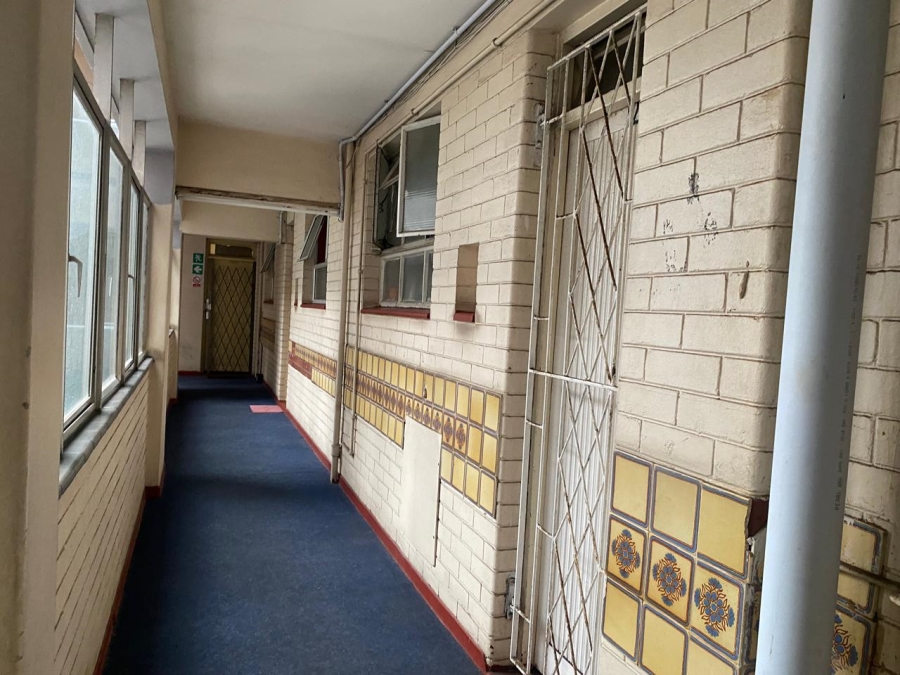 1 Bedroom Property for Sale in Point KwaZulu-Natal