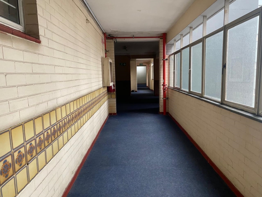 1 Bedroom Property for Sale in Point KwaZulu-Natal