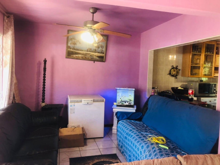 3 Bedroom Property for Sale in Westbrook KwaZulu-Natal