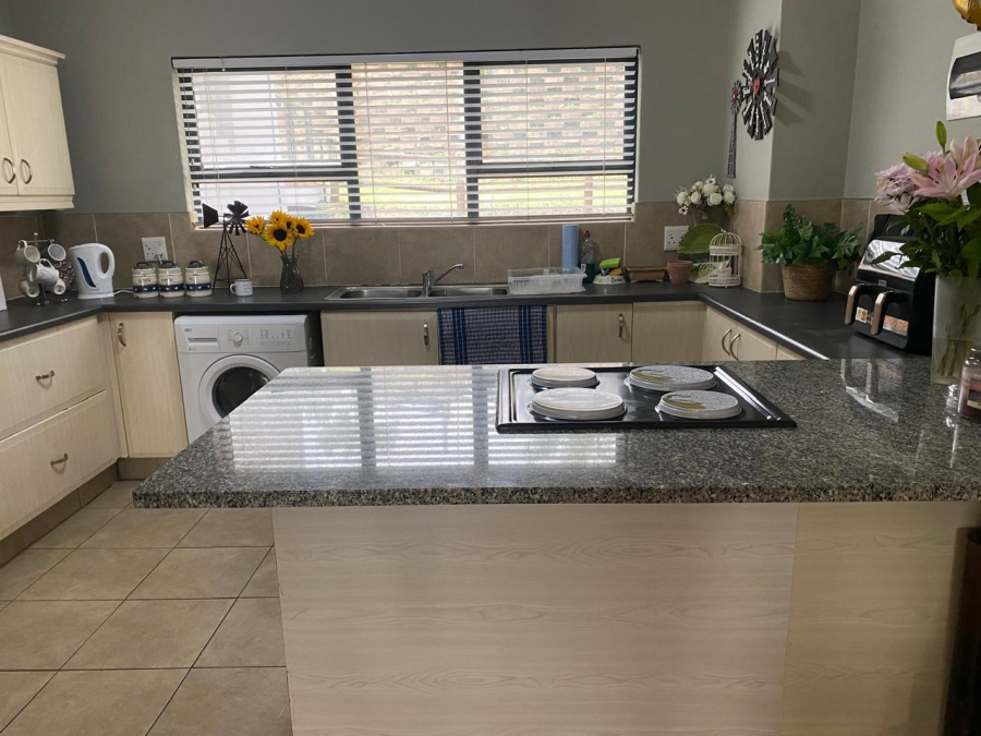 2 Bedroom Property for Sale in Palm Lakes Estate KwaZulu-Natal