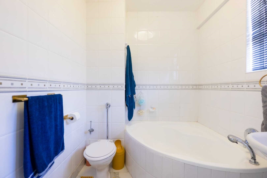 3 Bedroom Property for Sale in Amanzimtoti KwaZulu-Natal