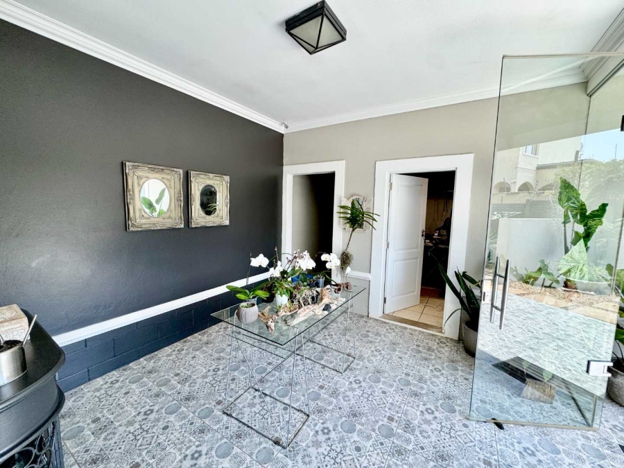 6 Bedroom Property for Sale in La Lucia KwaZulu-Natal