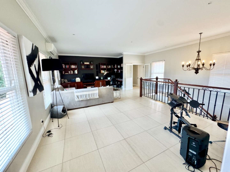 6 Bedroom Property for Sale in La Lucia KwaZulu-Natal