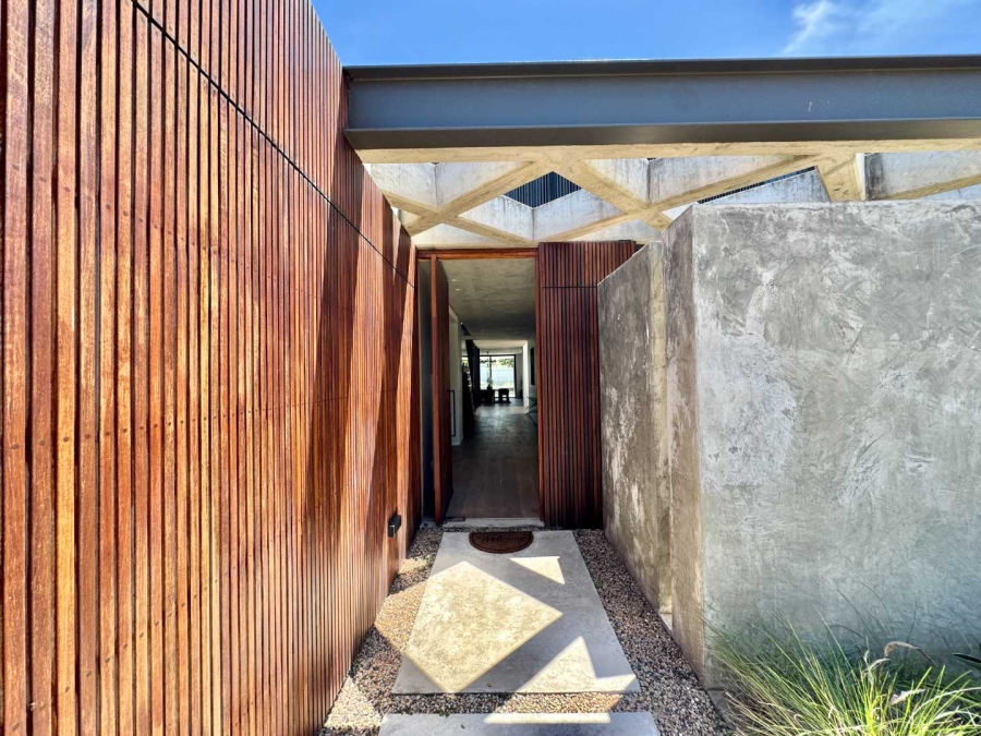 4 Bedroom Property for Sale in Hawaan Forest Estate KwaZulu-Natal