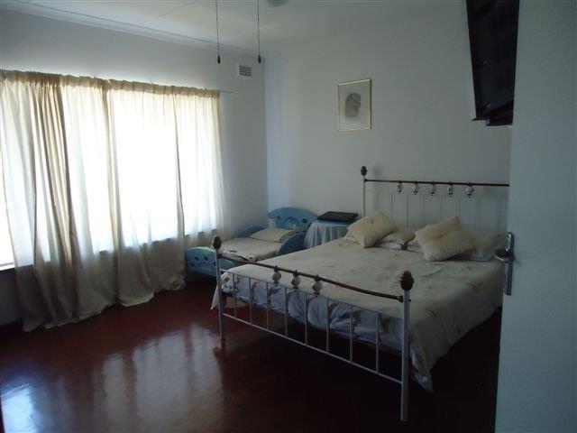 3 Bedroom Property for Sale in Montclair KwaZulu-Natal