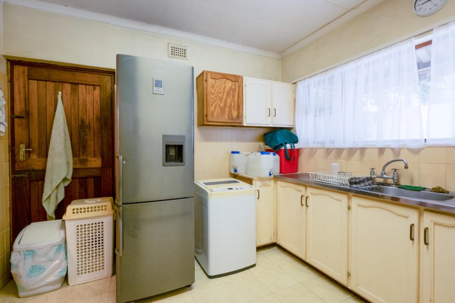 3 Bedroom Property for Sale in Amanzimtoti KwaZulu-Natal