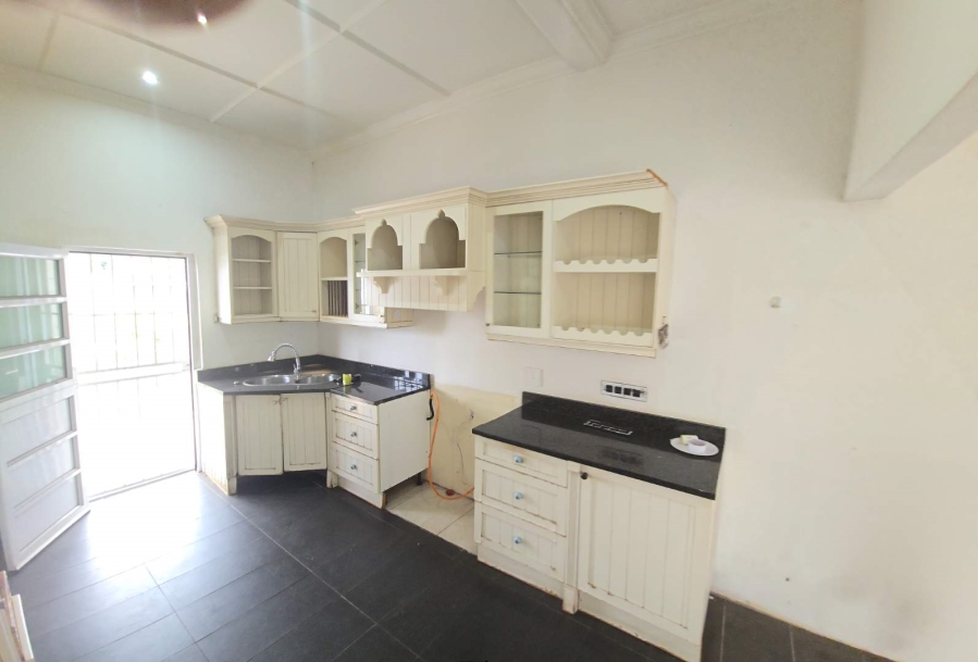 3 Bedroom Property for Sale in Glenwood KwaZulu-Natal