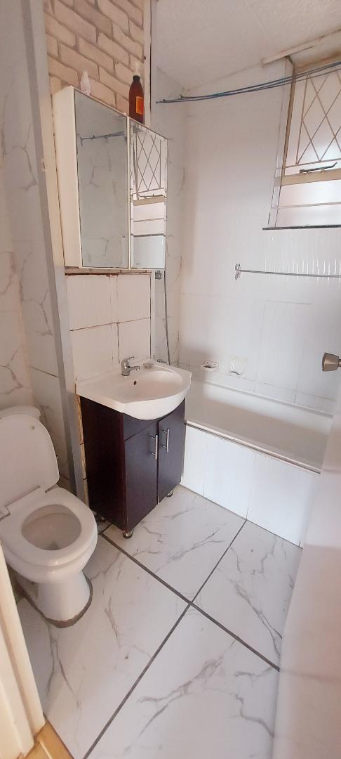 To Let 2 Bedroom Property for Rent in North Beach KwaZulu-Natal