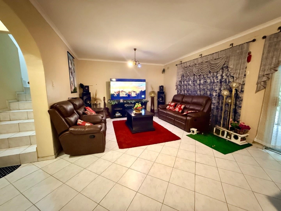 3 Bedroom Property for Sale in Vryheid KwaZulu-Natal