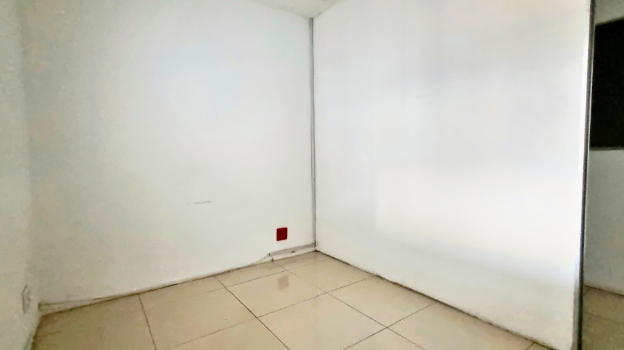 To Let 0 Bedroom Property for Rent in Somerset Park KwaZulu-Natal