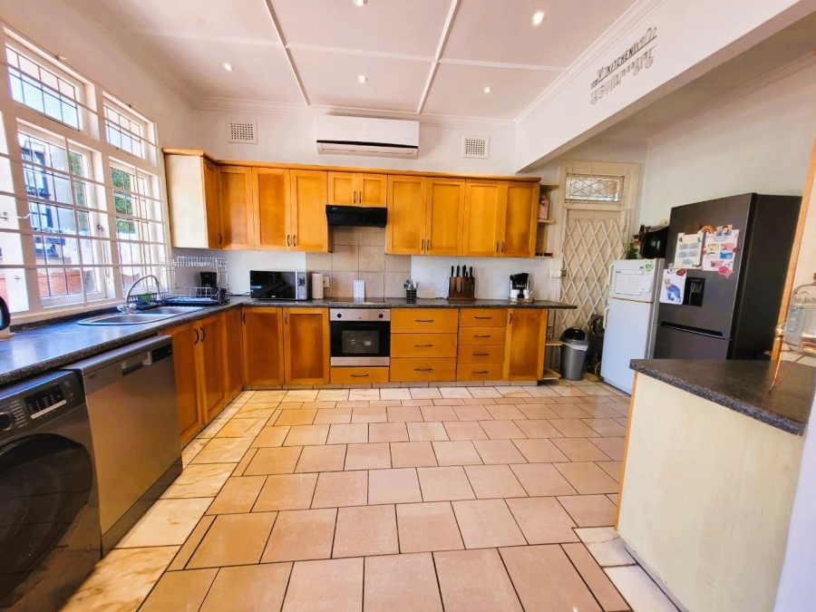 3 Bedroom Property for Sale in Glenwood KwaZulu-Natal