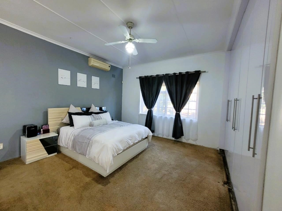 3 Bedroom Property for Sale in Glenwood KwaZulu-Natal