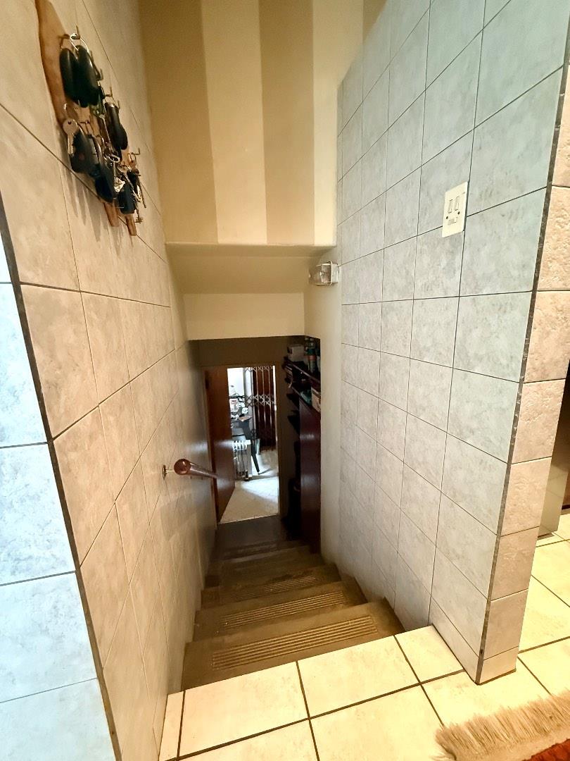 5 Bedroom Property for Sale in Vryheid KwaZulu-Natal