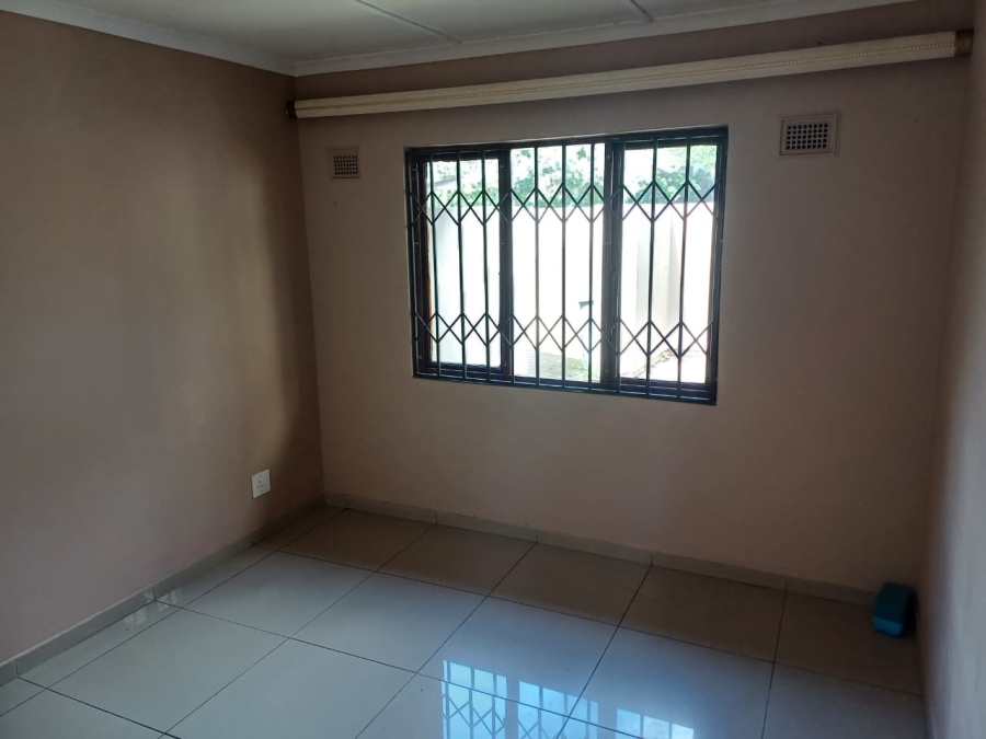 To Let 3 Bedroom Property for Rent in Veld En Vlei KwaZulu-Natal