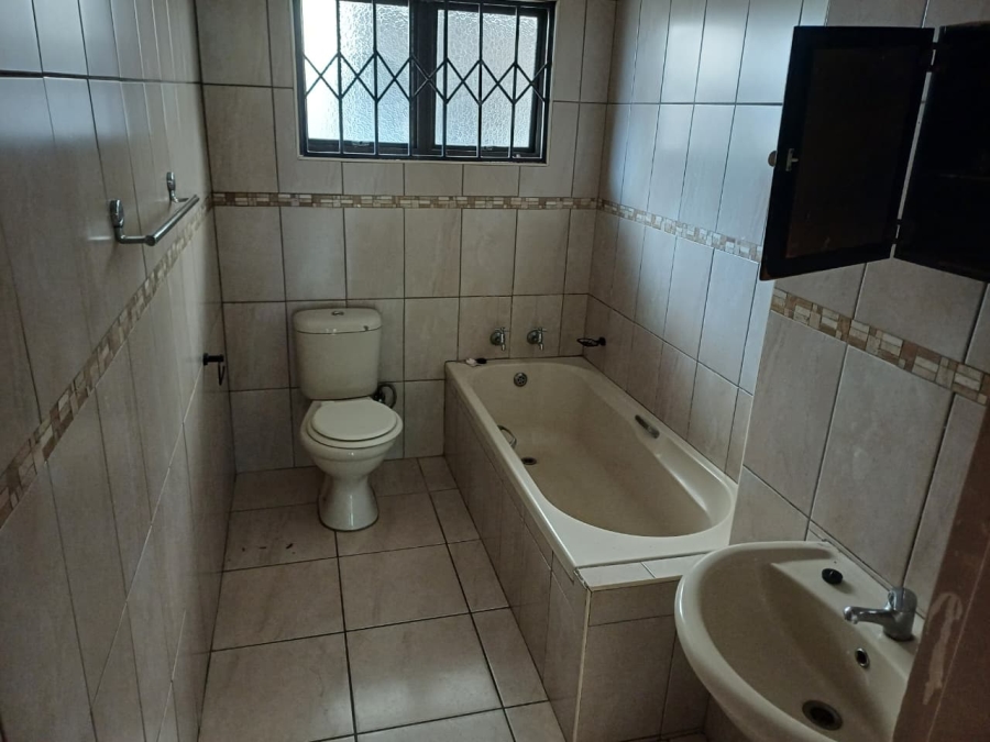 To Let 3 Bedroom Property for Rent in Veld En Vlei KwaZulu-Natal