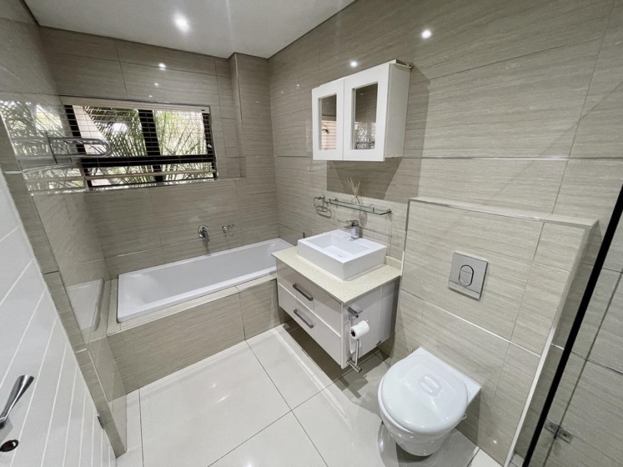 To Let 3 Bedroom Property for Rent in Izinga Ridge KwaZulu-Natal