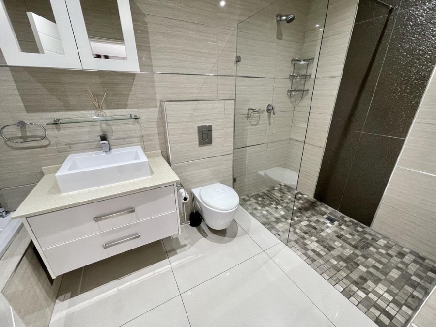 To Let 3 Bedroom Property for Rent in Izinga Ridge KwaZulu-Natal