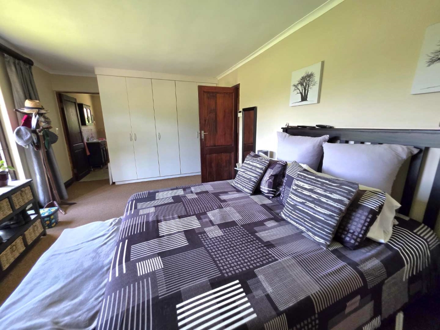 3 Bedroom Property for Sale in Crestholme KwaZulu-Natal