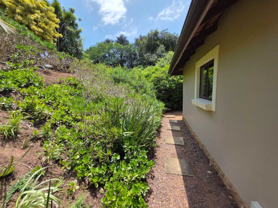 3 Bedroom Property for Sale in Crestholme KwaZulu-Natal