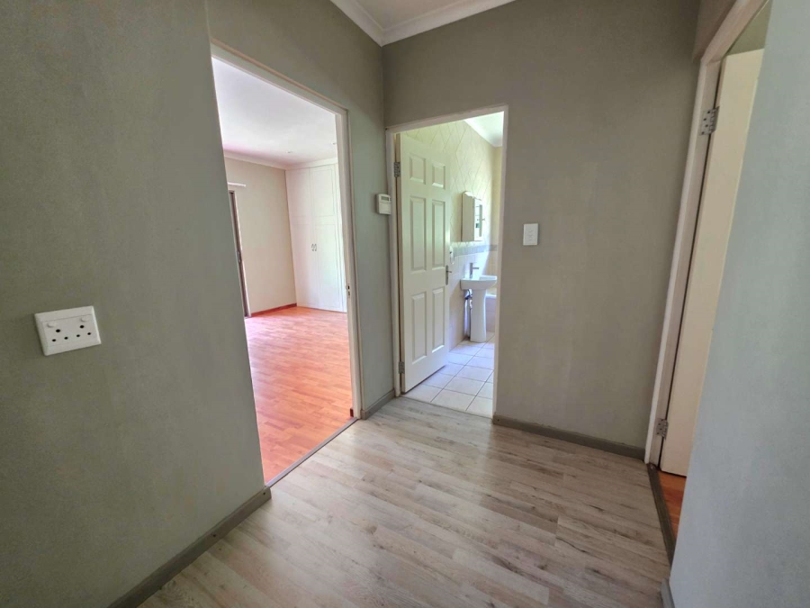 2 Bedroom Property for Sale in Hillcrest Park KwaZulu-Natal