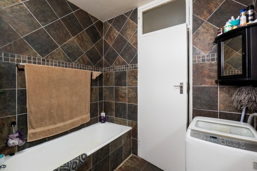 3 Bedroom Property for Sale in Amanzimtoti KwaZulu-Natal