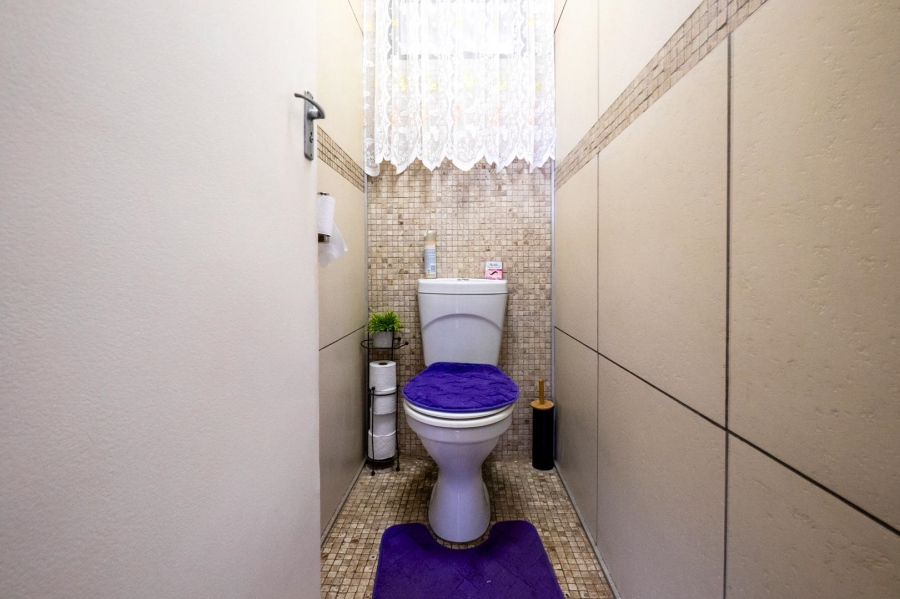 3 Bedroom Property for Sale in Amanzimtoti KwaZulu-Natal