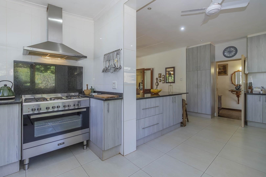 4 Bedroom Property for Sale in Kloof KwaZulu-Natal