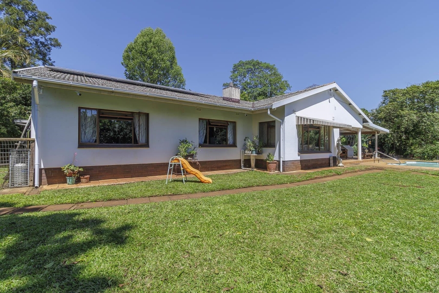 4 Bedroom Property for Sale in Kloof KwaZulu-Natal