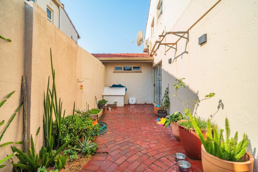 2 Bedroom Property for Sale in Umhlanga KwaZulu-Natal