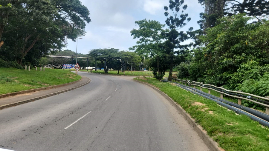 To Let commercial Property for Rent in Umbogintwini KwaZulu-Natal